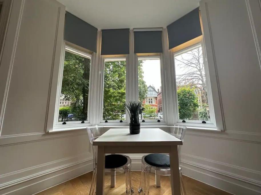 Superior Stay, Sophia Gardens, City Centre And Stadium Sleeps 4 Cardiff Kültér fotó